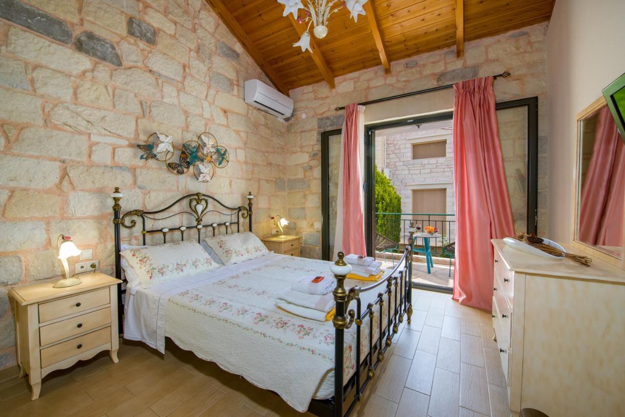 Villa Constancia Stalos Exterior photo